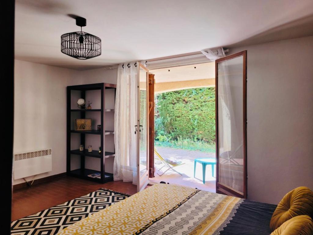Boulouris, Grand Studio 2 A 4 Personnes A 5min A Pied Des Plages
